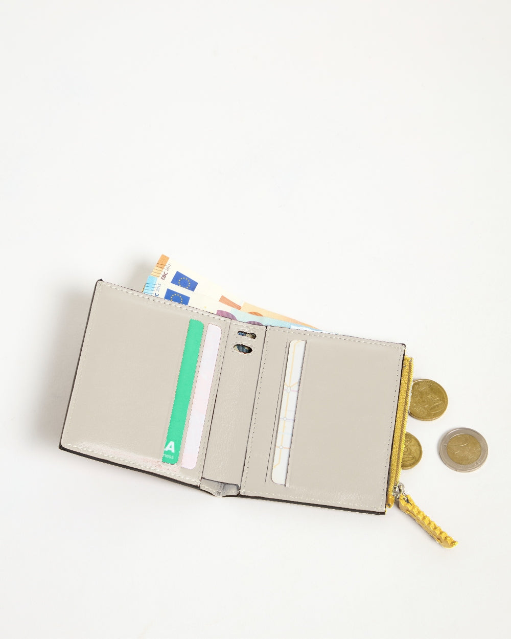 WALLET WITH POCKET