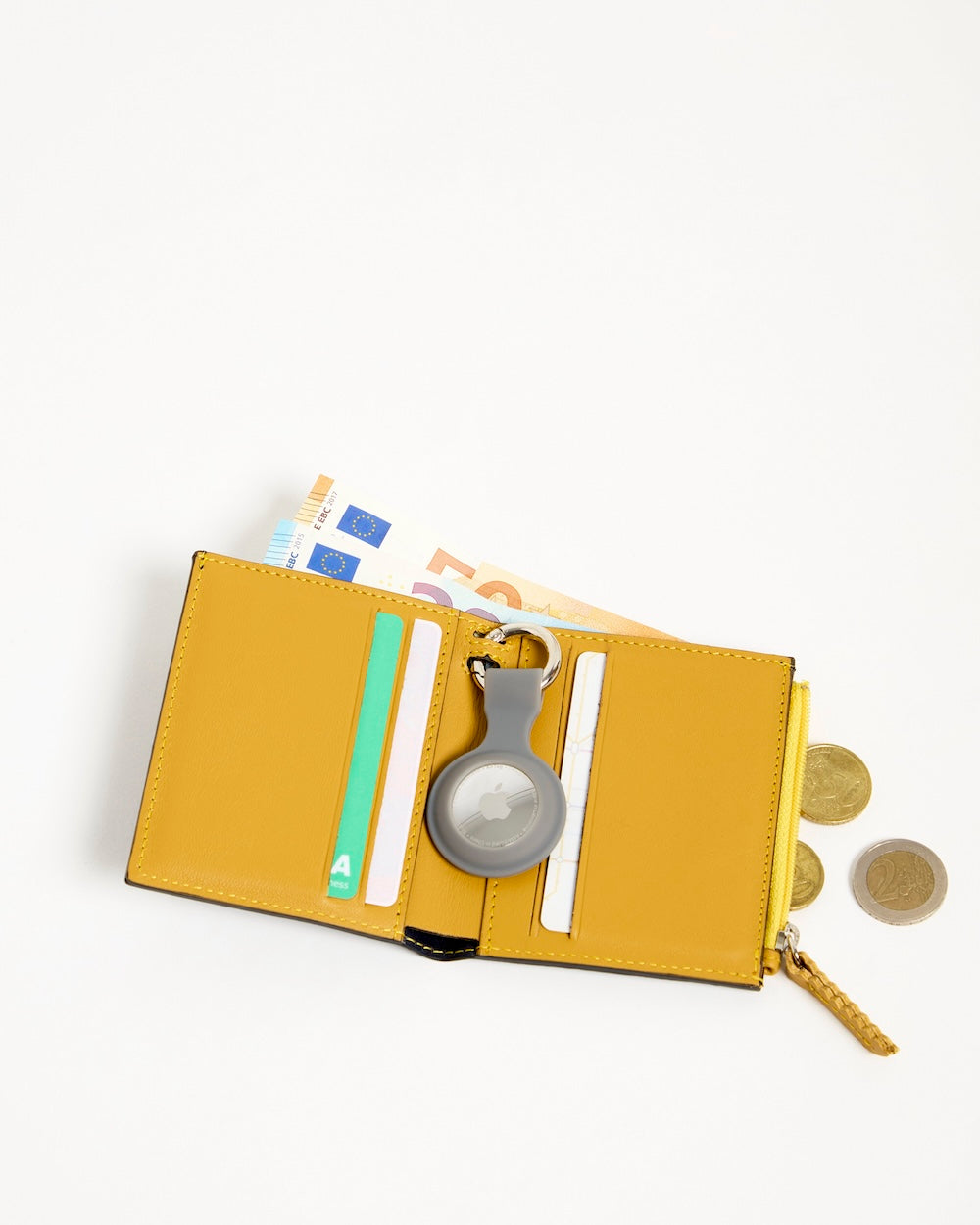 WALLET WITH POCKET