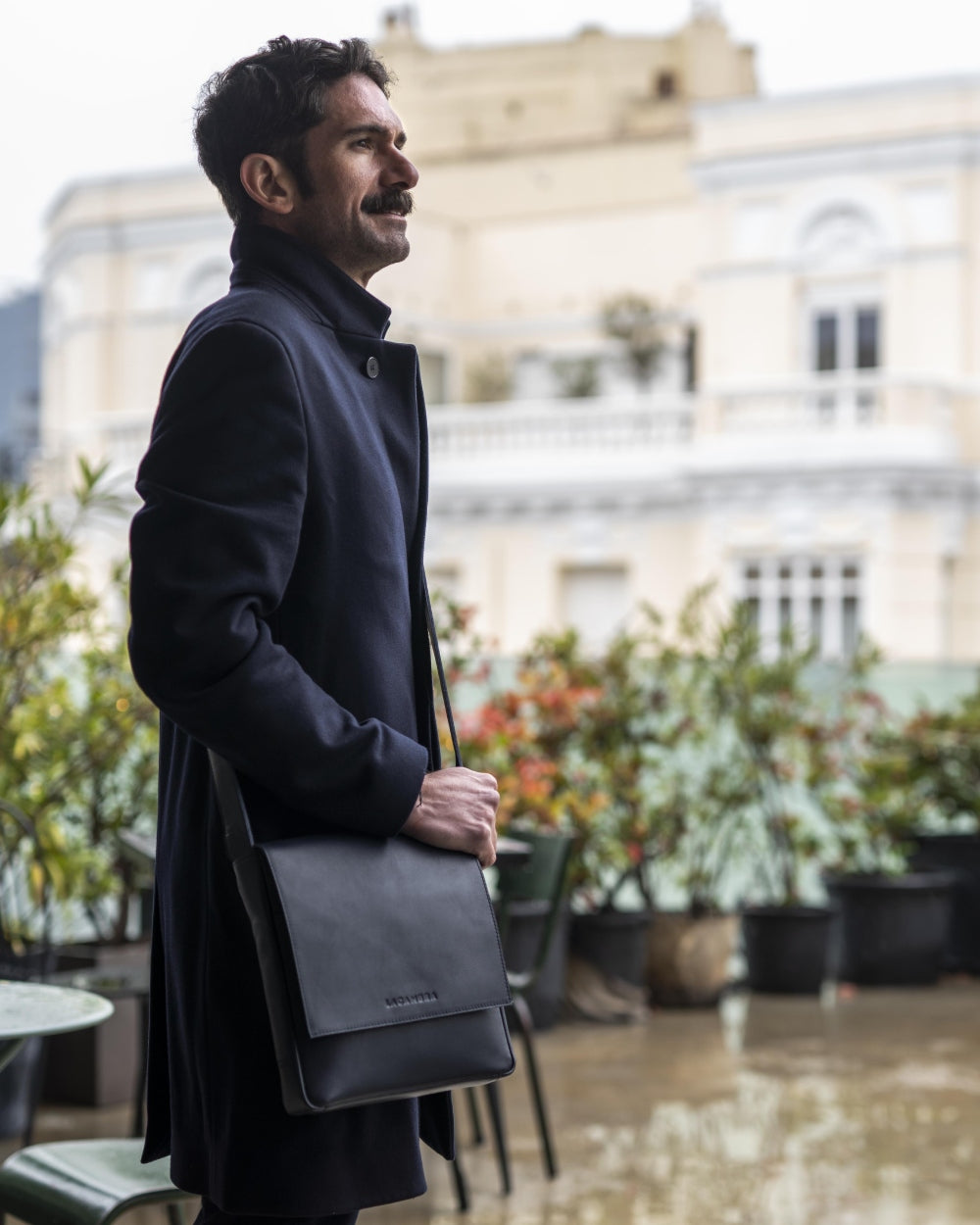 VERTICAL SATCHEL