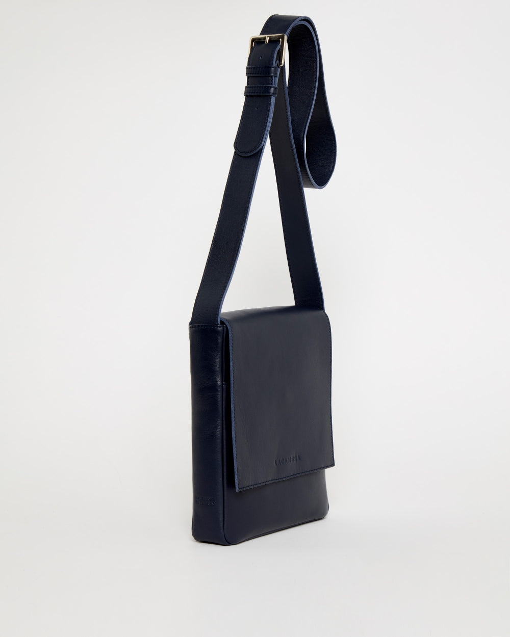 VERTICAL SATCHEL