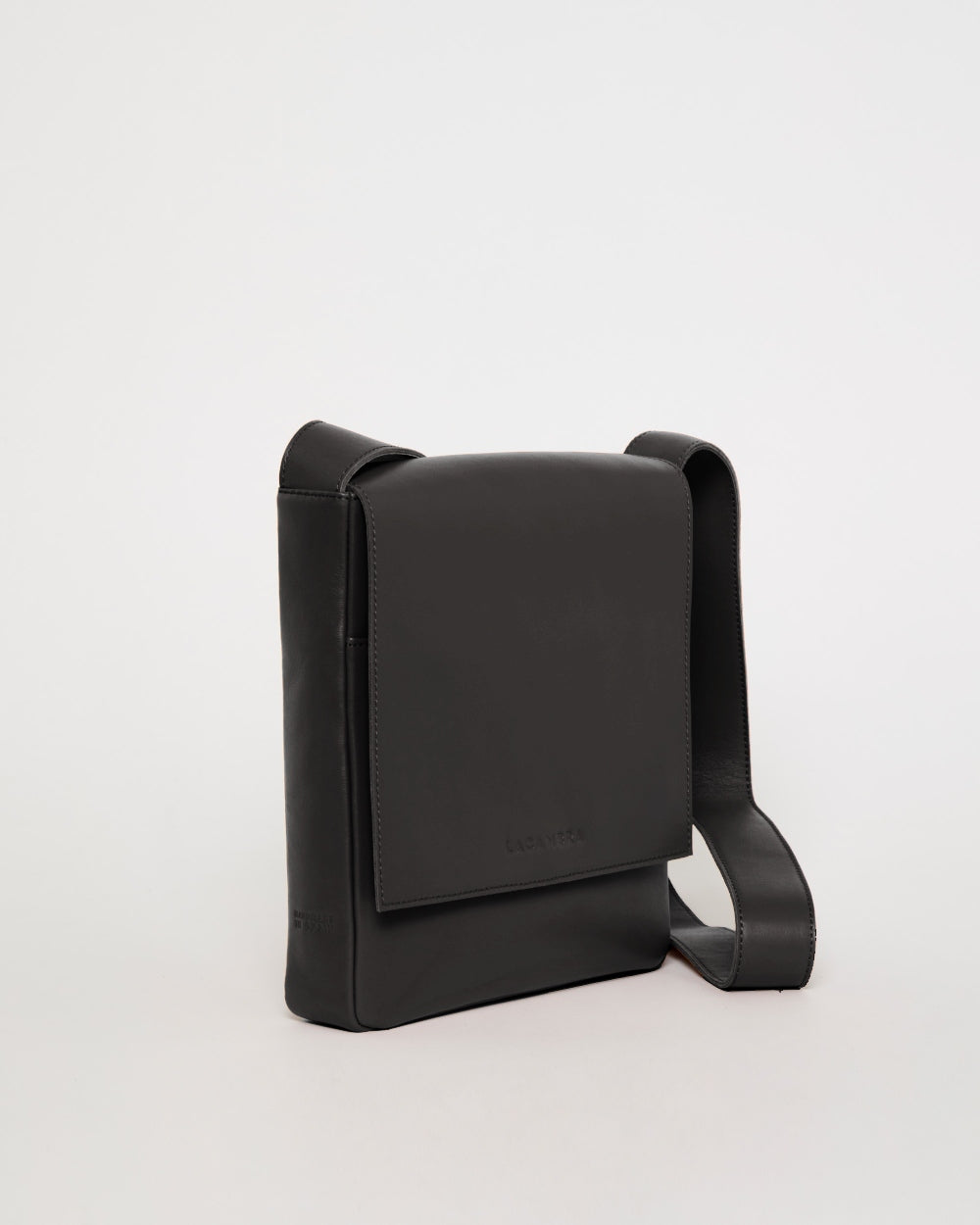 VERTICAL SATCHEL
