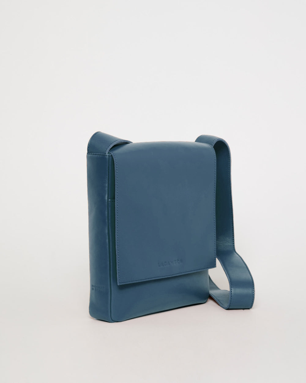 VERTICAL SATCHEL