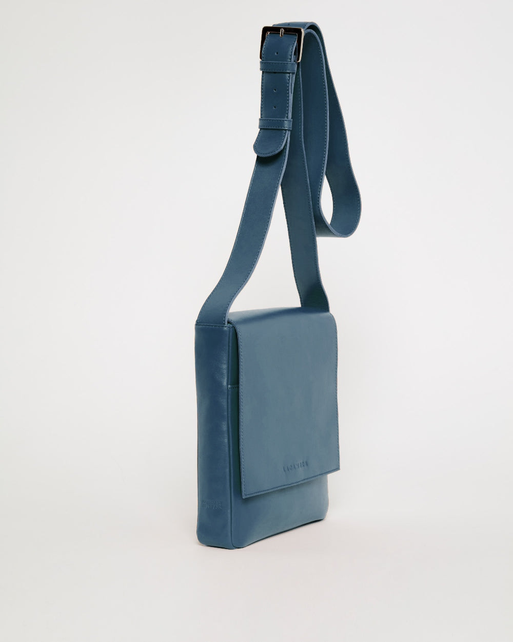 VERTICAL SATCHEL