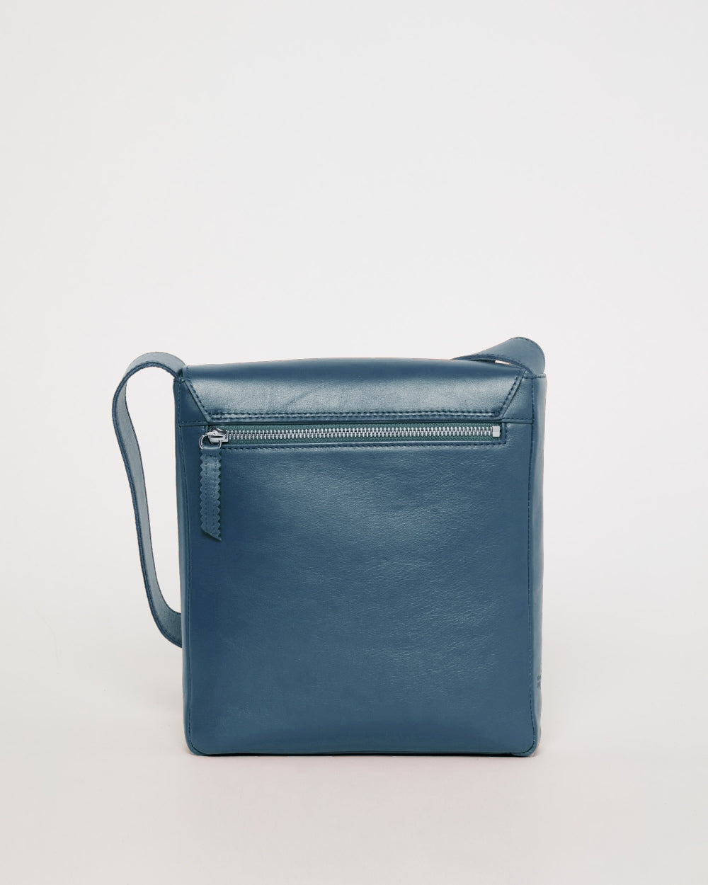 VERTICAL SATCHEL