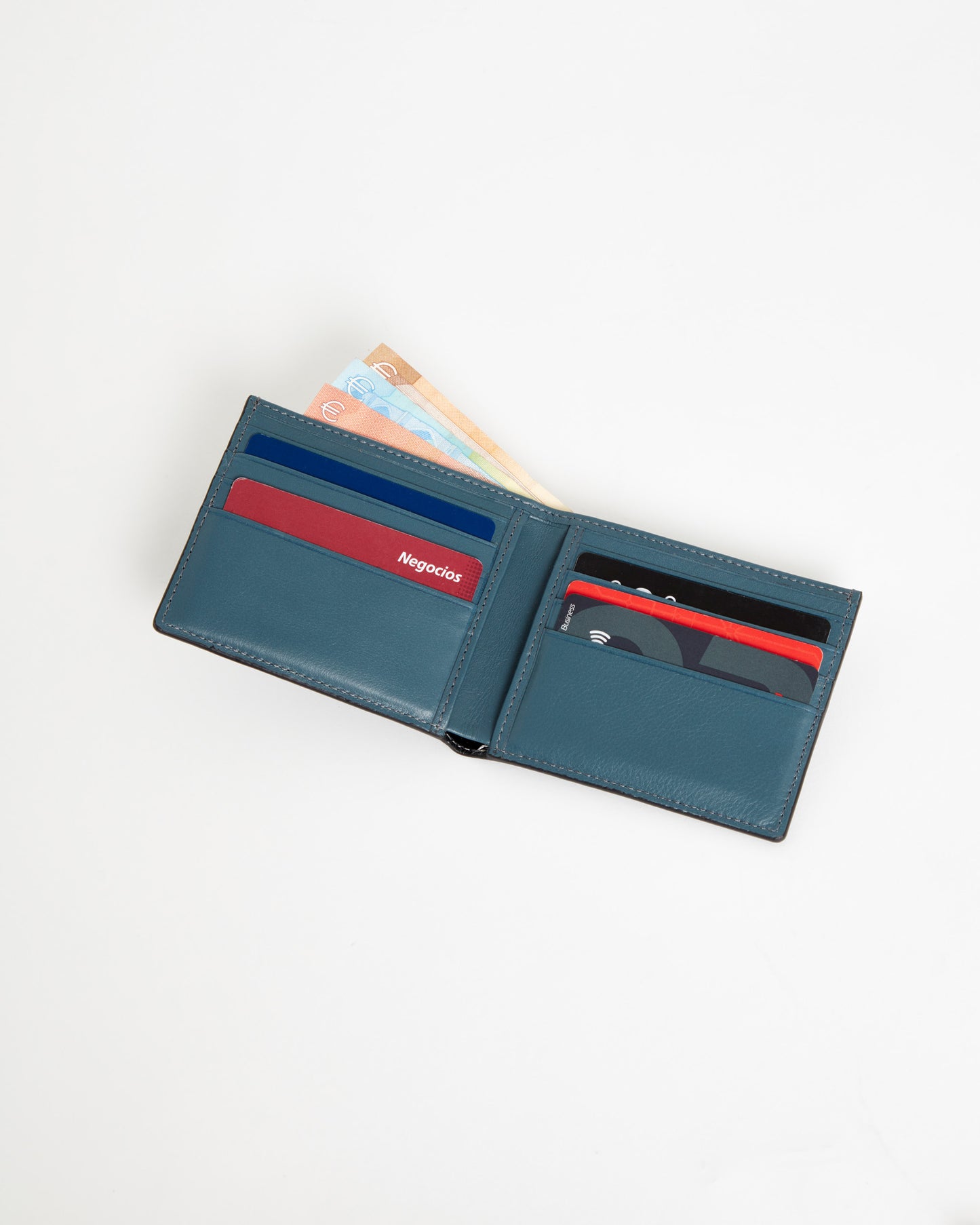 WALLET WITH POCKET