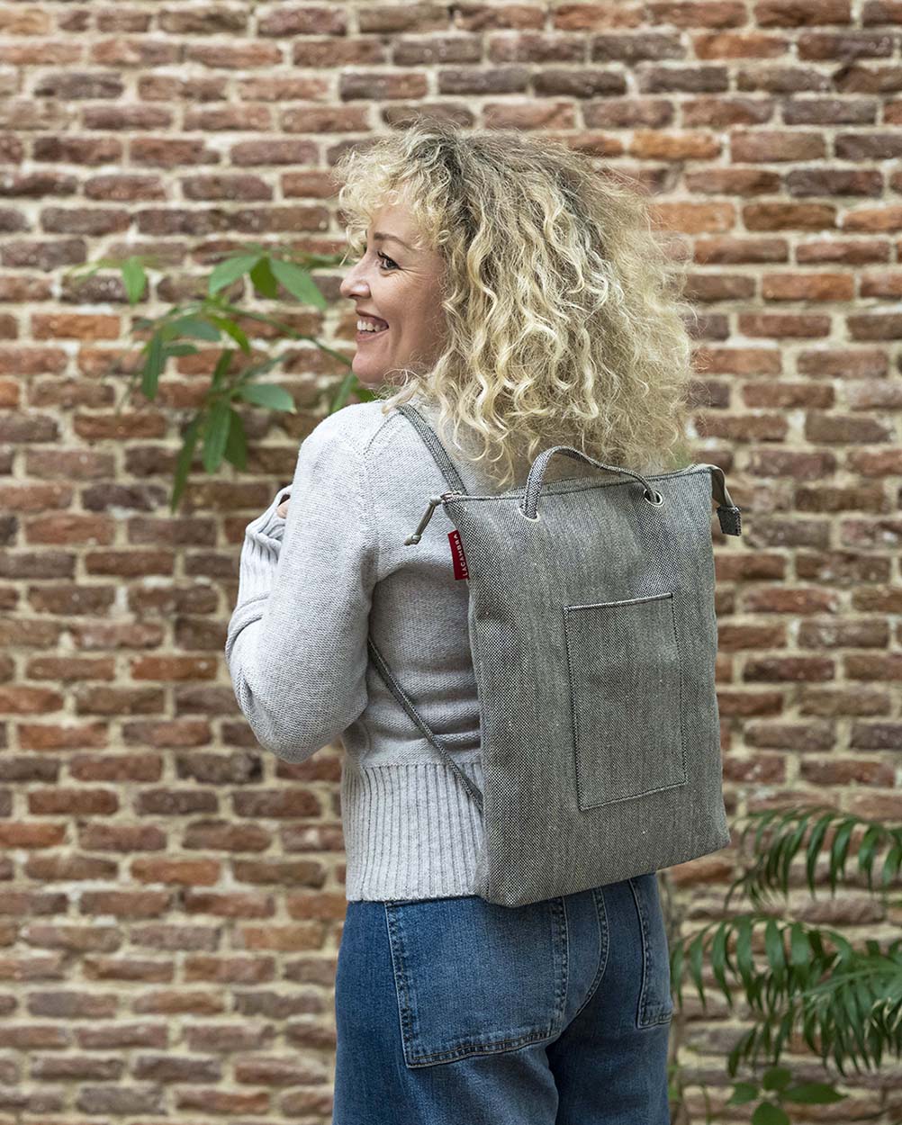 Bolso Mochila LONA GRIS